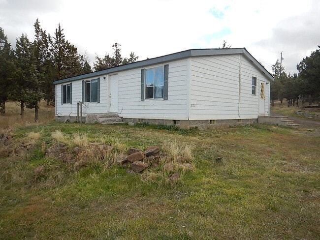 property at 7512 SE Walther Loop