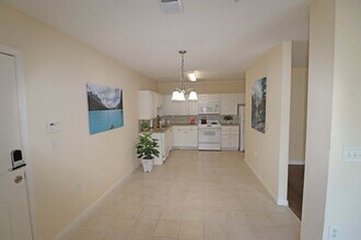 2500 Friedland Pl, Unit Friedland #101 in Raleigh, NC - Building Photo - Building Photo