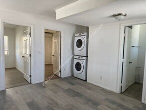45420 5th St E in Lancaster, CA - Building Photo - Building Photo