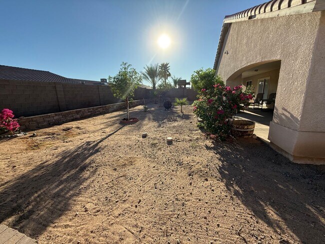11553 E 35th St in Yuma, AZ - Foto de edificio - Building Photo