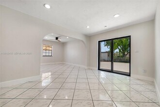 10401 SW 199th St in Cutler Bay, FL - Building Photo - Building Photo