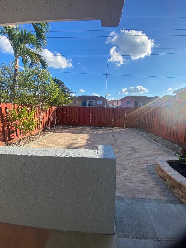 property at 1725 W 60th St