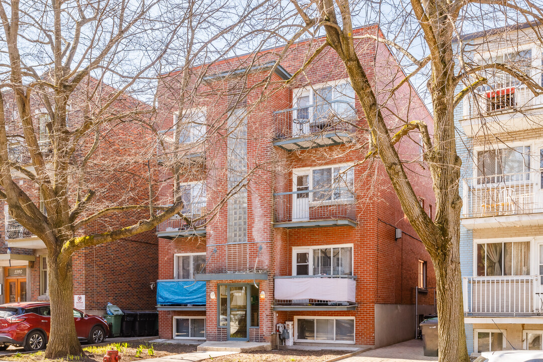 5600 Gatineau Av in Montréal, QC - Building Photo