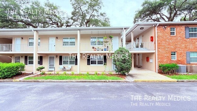 property at 2500 Lee Rd