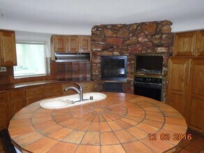 4631 Sonseeahray Dr in Hubertus, WI - Building Photo - Building Photo