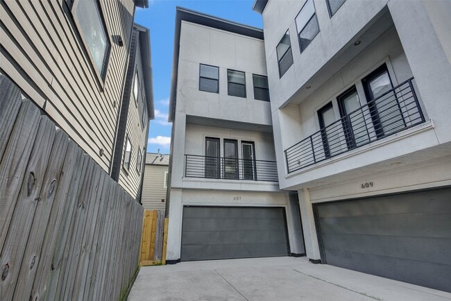 607 Sydnor St in Houston, TX - Building Photo - Building Photo