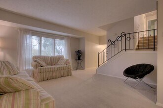 307 Marian Ave in Bellevue, NE - Building Photo - Building Photo