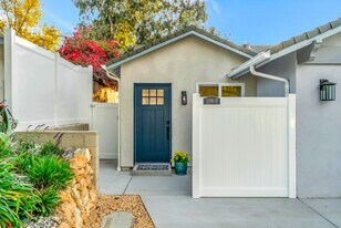 1288 Uppingham Dr in Thousand Oaks, CA - Building Photo