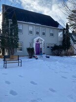 8 E College St in Duluth, MN - Building Photo