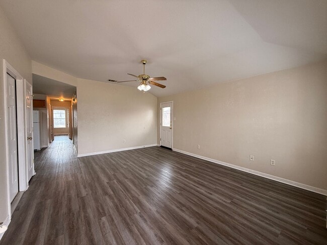 108 Castellon Ct in Killeen, TX - Building Photo - Building Photo