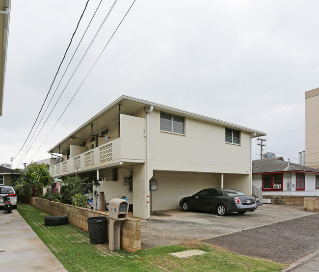 839 Lokahi St in Honolulu, HI - Building Photo - Building Photo