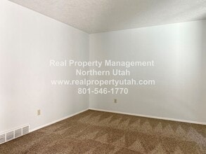 1778 W 250 N in West Point, UT - Building Photo - Building Photo