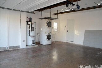 94-667-667 Maaniani Pl in Waipahu, HI - Building Photo - Building Photo