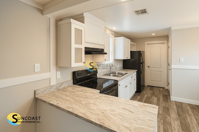 6562 Coolidge St in Jacksonville, FL - Foto de edificio - Building Photo