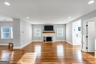 1571 Blvd Lorraine SW in Atlanta, GA - Building Photo - Building Photo