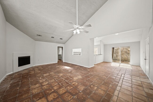 4343 Willow Beach Dr