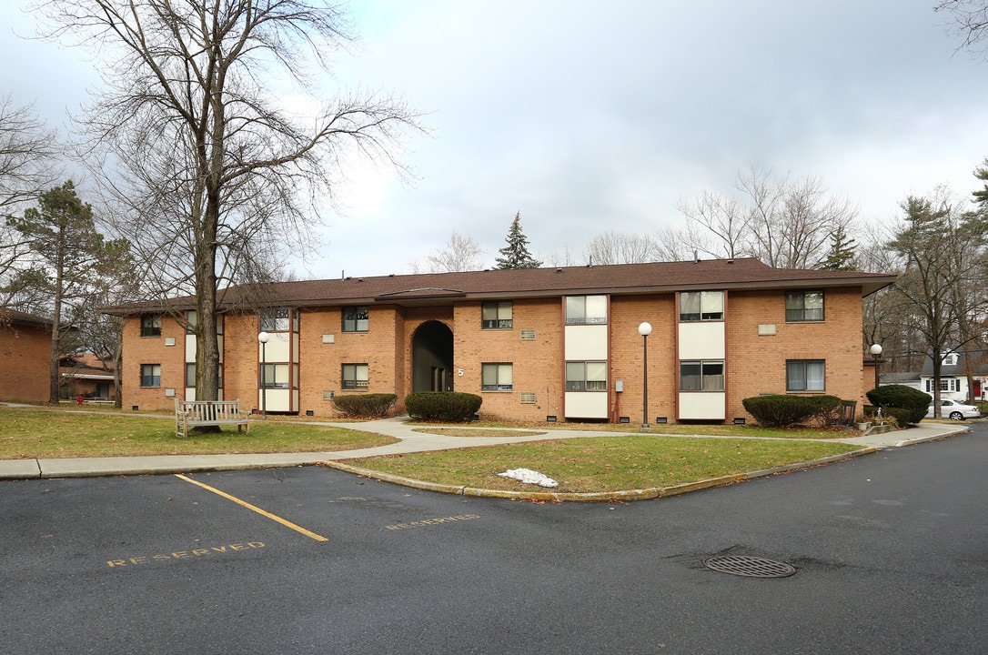 St. Simeon I Apartments in Poughkeepsie, NY - Building Photo