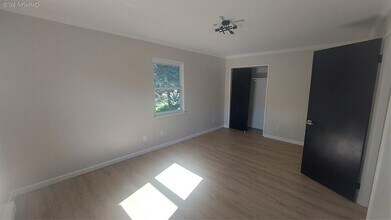 203 Ludingtonville Rd in Holmes, NY - Building Photo - Building Photo