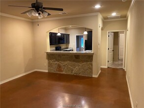 100 Knox Dr in College Station, TX - Building Photo - Building Photo