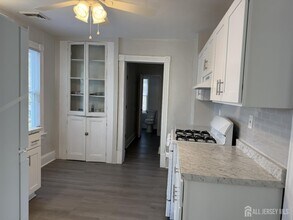 332 N 4th Ave in Highland Park, NJ - Building Photo - Building Photo