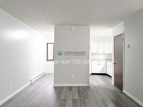 310 Engadine Ct in Sugarcreek, OH - Building Photo - Building Photo