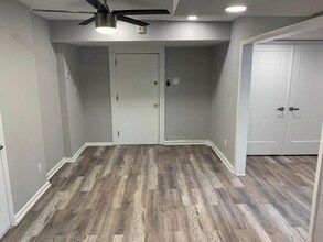 49 E Cliveden St in Philadelphia, PA - Foto de edificio - Building Photo