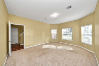 6915 Primrose Rd in Baytown, TX - Building Photo - Building Photo