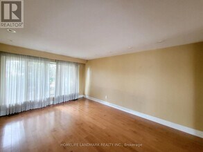 107 Bolland Crescent in Ajax, ON - Building Photo - Building Photo