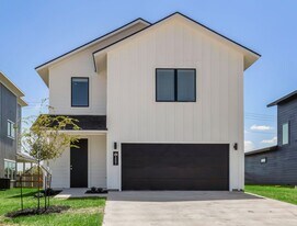 3007 Alpha Wolf Ct in College Station, TX - Building Photo