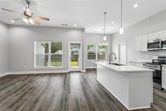 60407 Vermillion Dr in Slidell, LA - Foto de edificio - Building Photo