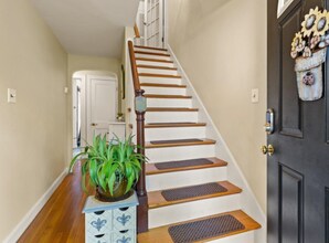 187 Cedar St in Lexington, MA - Foto de edificio - Building Photo