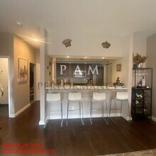 234 N Broadway in Milwaukee, WI - Foto de edificio - Building Photo