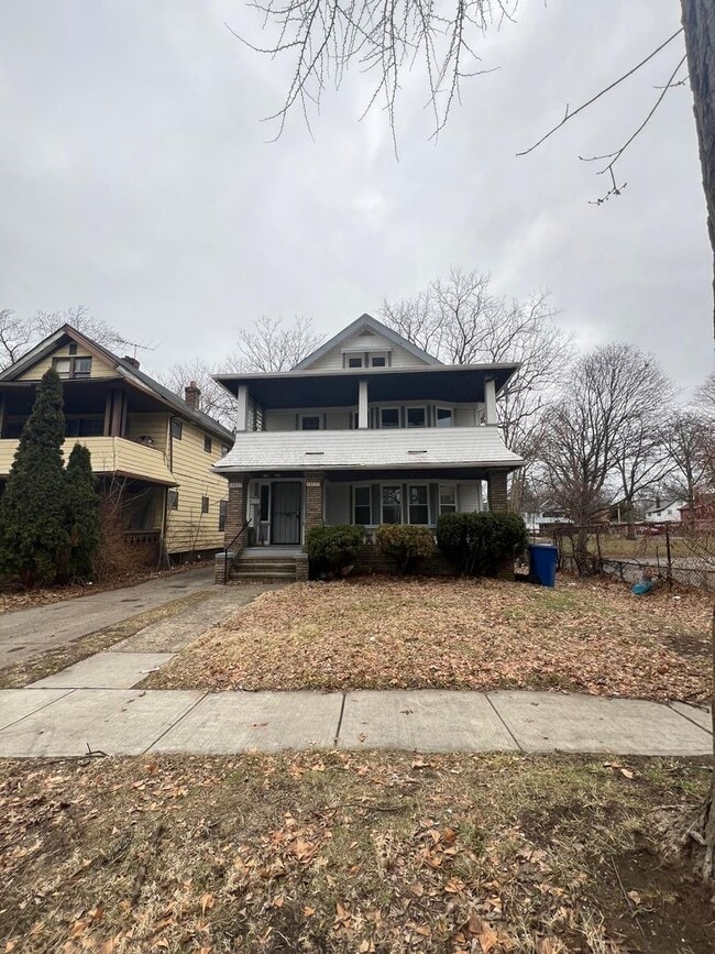 14221 Glenside Rd in Cleveland, OH - Building Photo - Building Photo