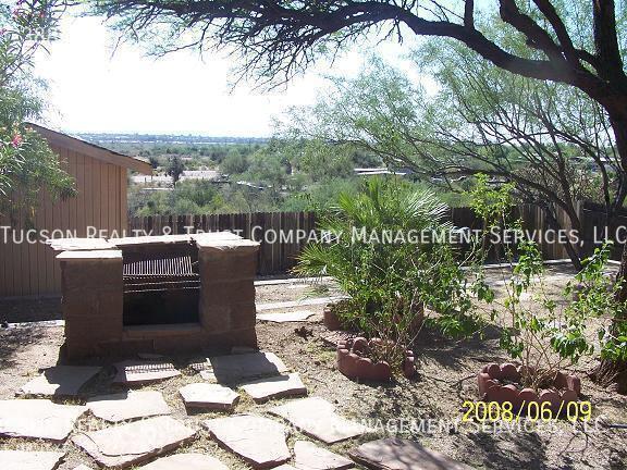 property at 3884 S Wayside Ln