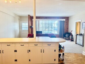 366 Main St in Yarmouth, ME - Building Photo - Building Photo