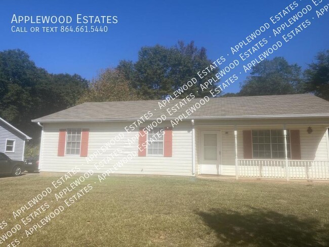 218 Donavon Dr in Spartanburg, SC - Building Photo - Building Photo