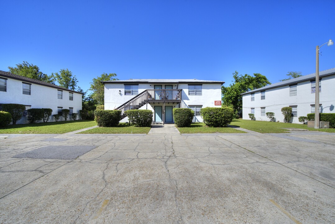 Freedom Court Apartments in Panama City, FL - Building Photo