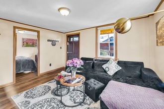 50 Norfolk St, Unit Unit 1 in Torrington, CT - Building Photo - Building Photo