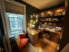 36 Kilsyth Rd, Unit 1 in Brookline, MA - Building Photo - Building Photo