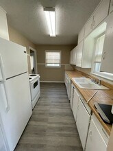 628 Harding St in Wichita, KS - Foto de edificio - Building Photo