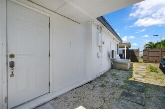 14970 Leisure Dr in Homestead, FL - Building Photo - Building Photo