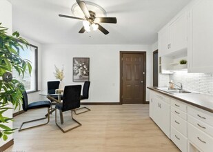 39 Allenby Av in Brantford, ON - Building Photo - Building Photo