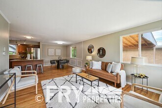 1646 S Stuart St in Denver, CO - Building Photo - Building Photo