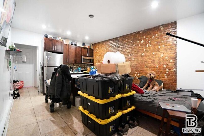 2254 2nd Ave in New York, NY - Building Photo - Building Photo