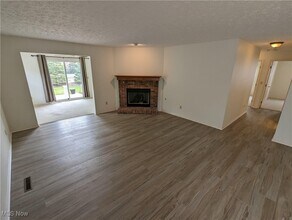 1417 Hollow Wood Ln in Avon, OH - Building Photo - Building Photo