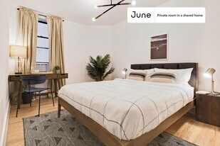 Room in Shared 4 bed/1 bath home in New York, NY - Building Photo