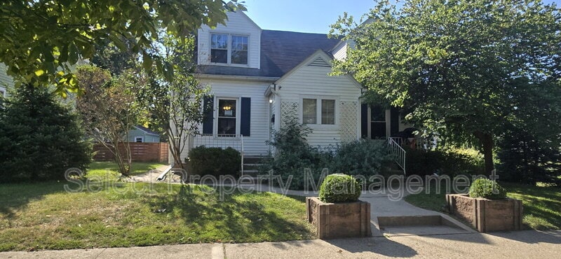 1228 Elmwood Ave in Fort Wayne, IN - Building Photo