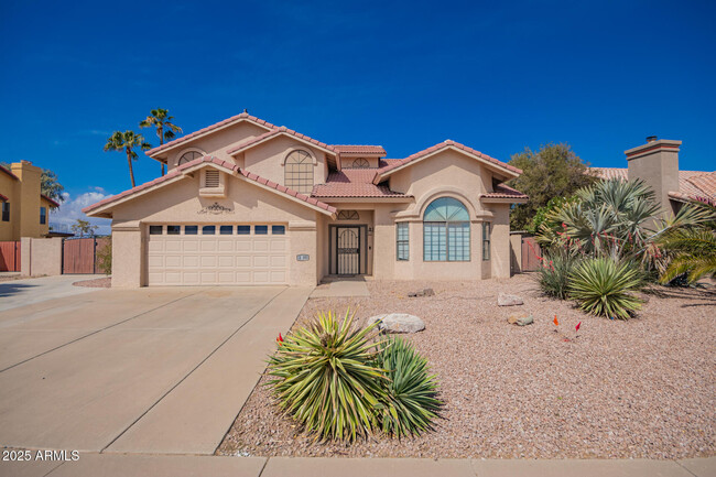 2135 N Lake Shore Dr in Casa Grande, AZ - Building Photo - Building Photo