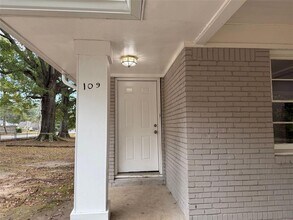 109 Scarlett Dr in Jonesboro, GA - Building Photo - Building Photo