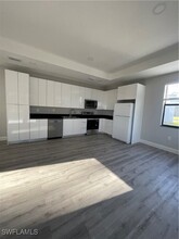 136 Viewpoint Dr in Lehigh Acres, FL - Building Photo - Building Photo